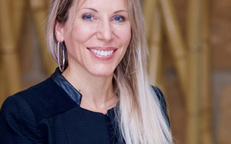 Dr. Carolyn Carbasse, Aesthetic Spain